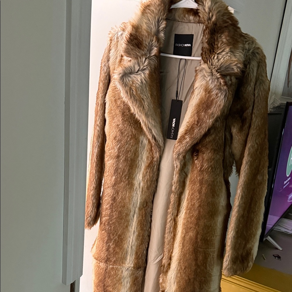 Fashion Nova Women's Brown Teddy Jacket